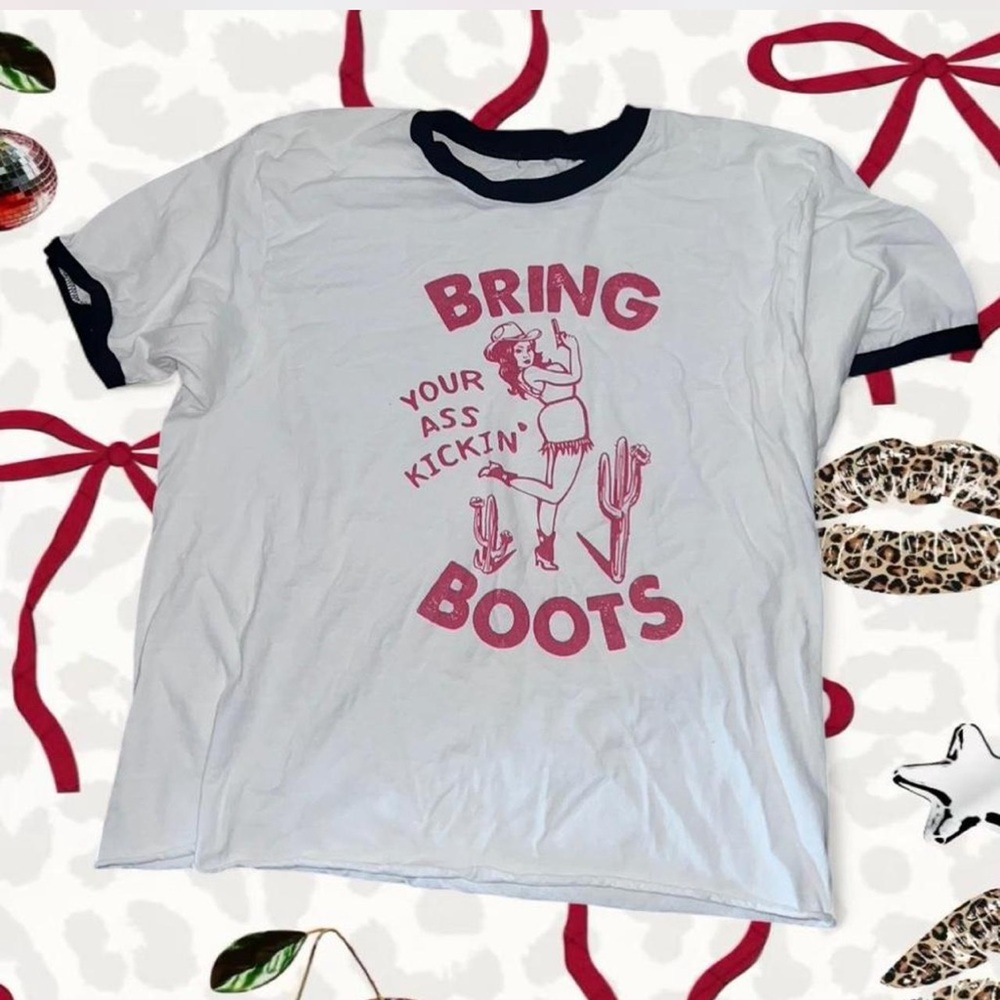 WESTERN 70S RINGER COWGIRL TEE